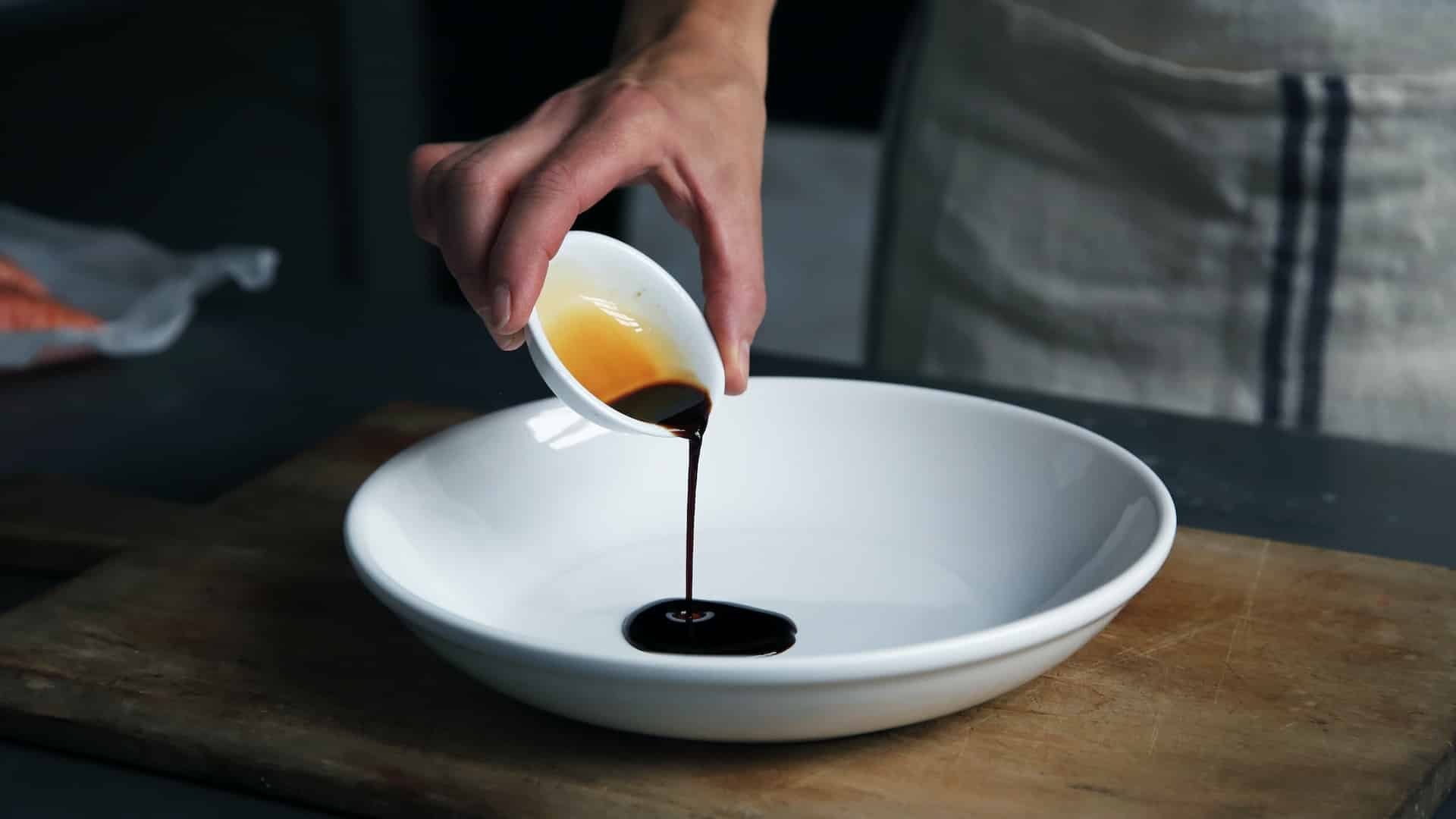 Reinigungstipps gegen Flecken aus Sojasauce